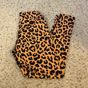 Balance athletica cheetah print legging